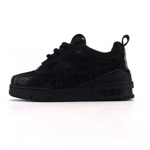 LSkate With shoe box