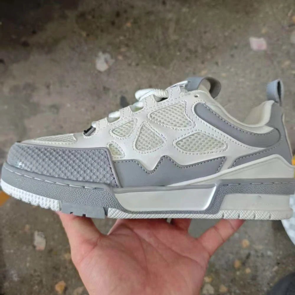 LSkate With shoe box